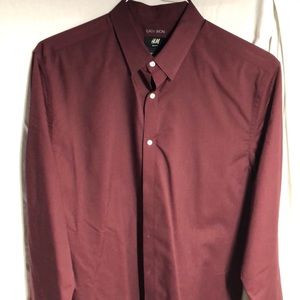 H&M burgundy button down shirt